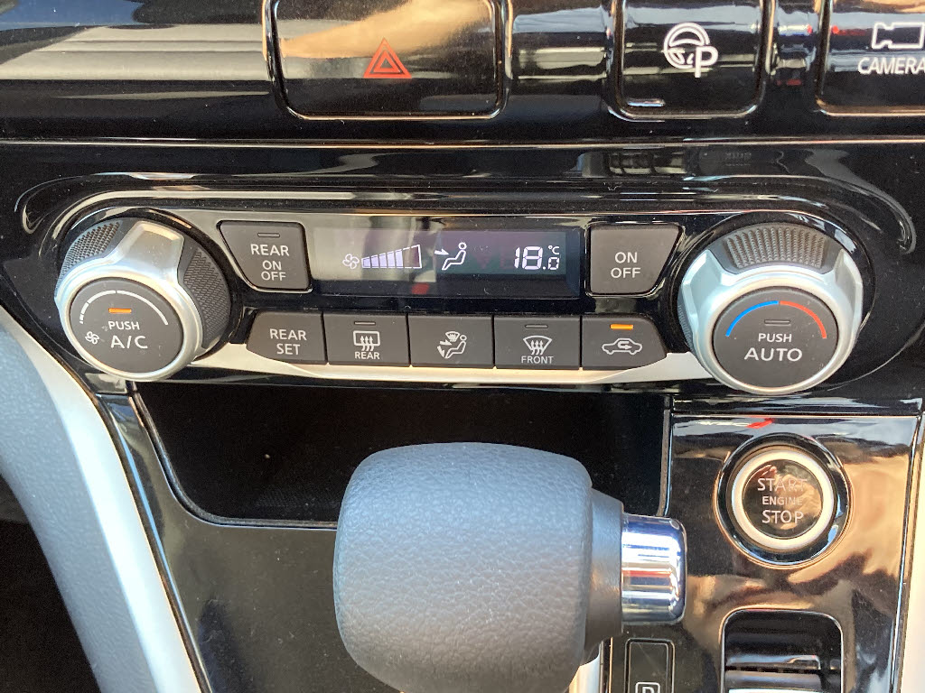 ニッサン セレナＨＶ7枚目