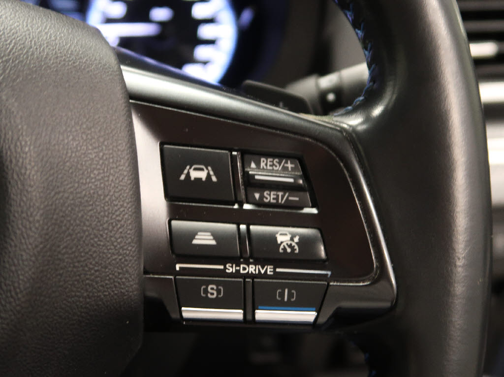 スバル レヴォーグ14枚目