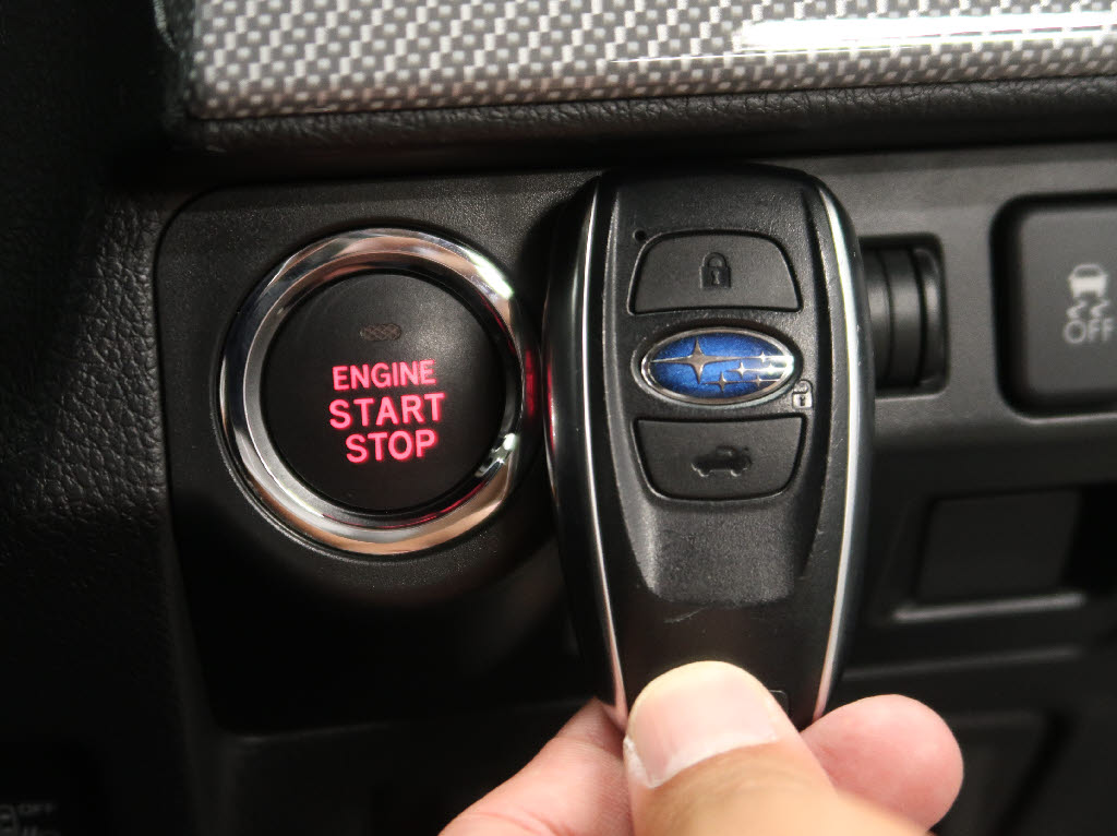 スバル レヴォーグ19枚目