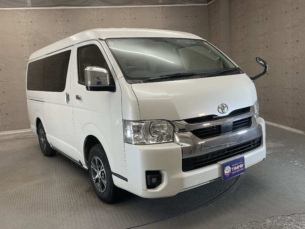 トヨタ ハイエースＶ10枚目