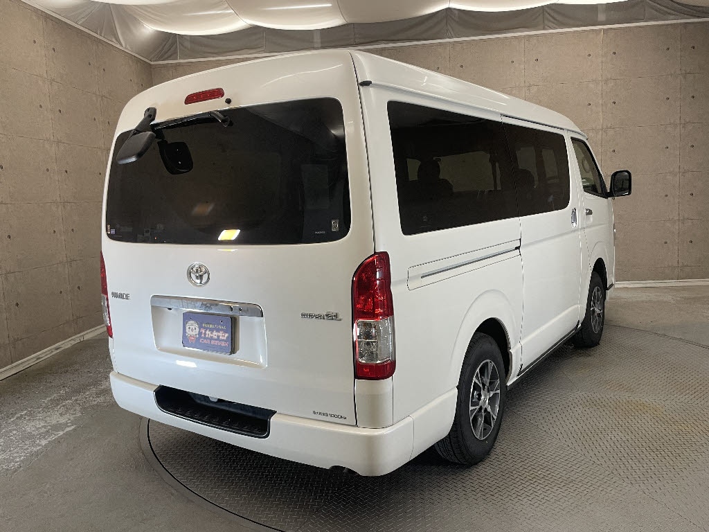 トヨタ ハイエースＶ1枚目