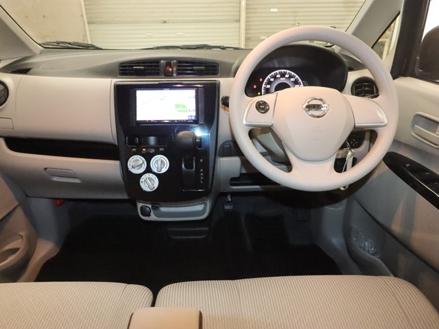 ニッサン デイズ2枚目