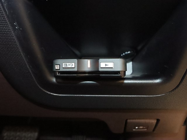 トヨタ ポルテ14枚目