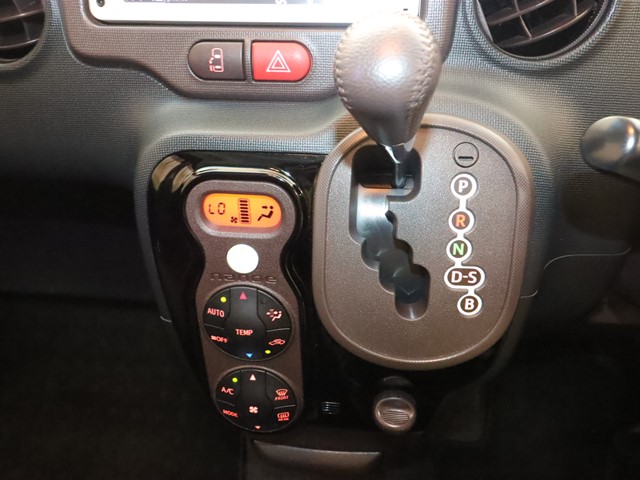 トヨタ ポルテ15枚目