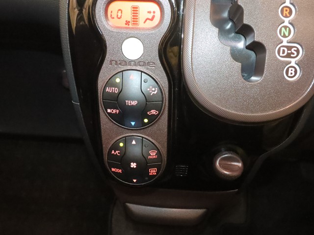 トヨタ ポルテ16枚目