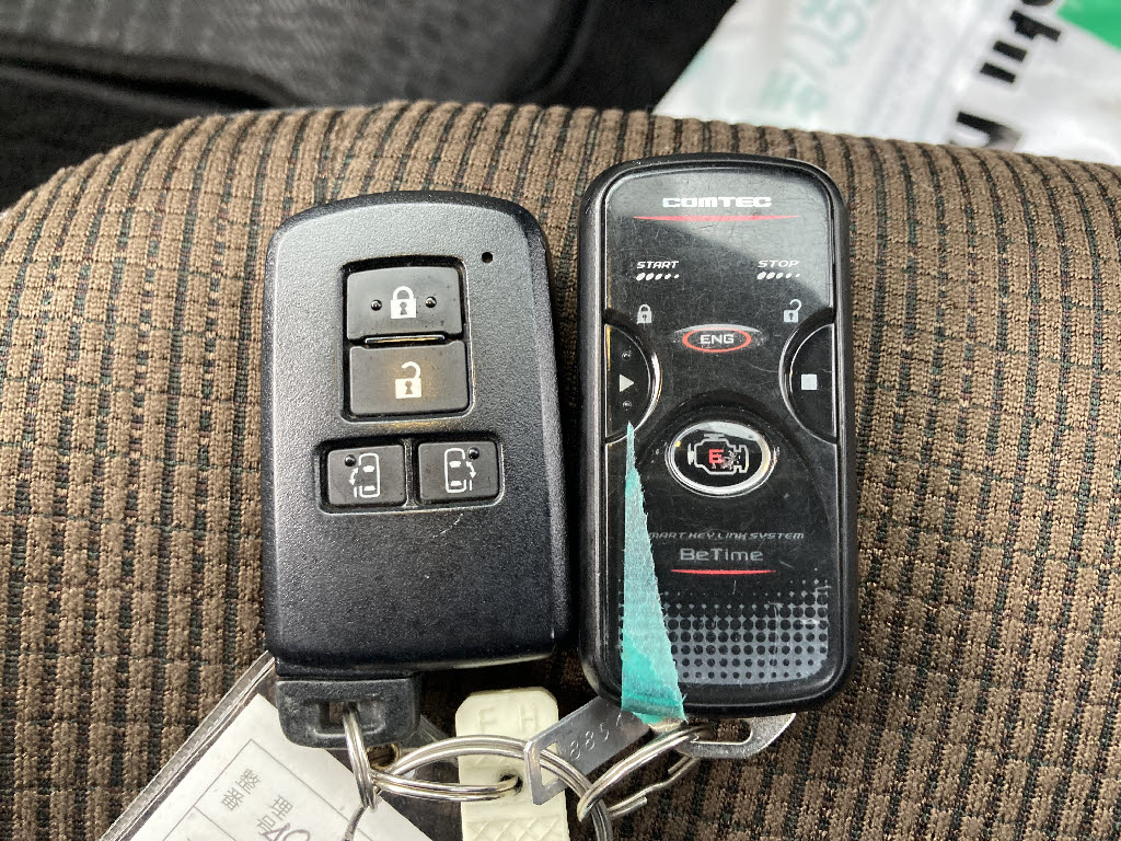 トヨタ シエンタ ハイブリッド16枚目