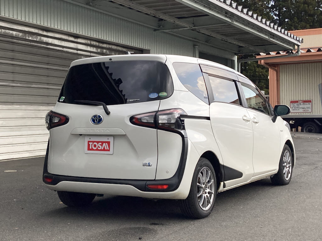 トヨタ シエンタ ハイブリッド1枚目