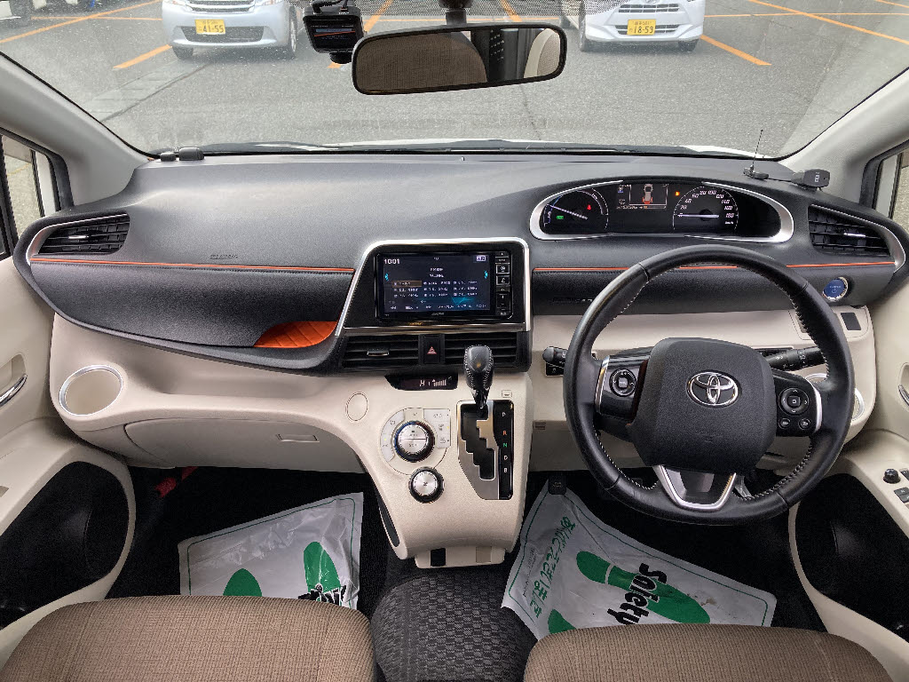 トヨタ シエンタ ハイブリッド2枚目