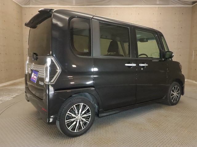 ダイハツ タントカスタム1枚目