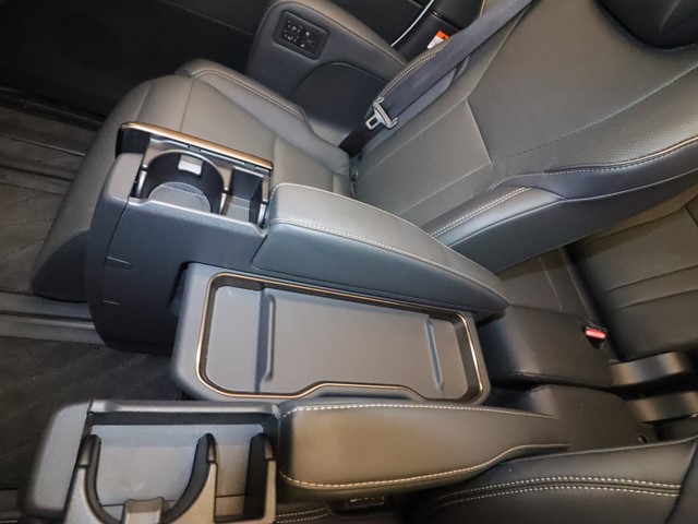 トヨタ アルファード13枚目