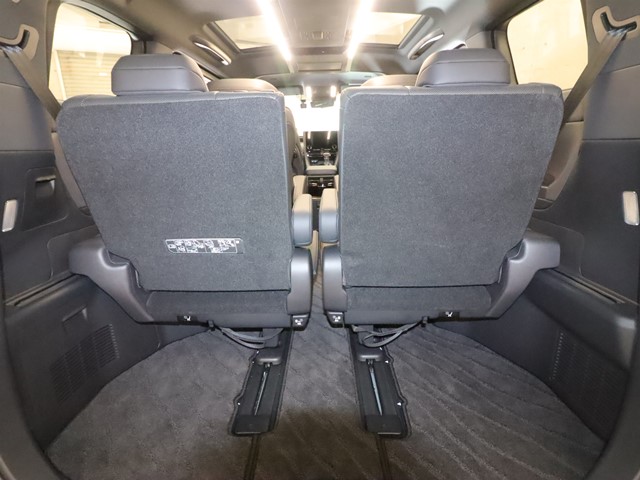 トヨタ アルファード15枚目