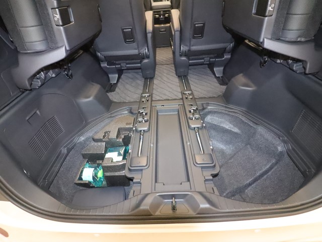 トヨタ アルファード17枚目