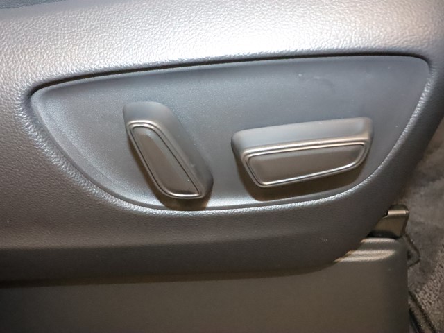 トヨタ アルファード5枚目