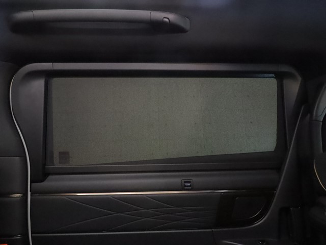 トヨタ アルファード8枚目