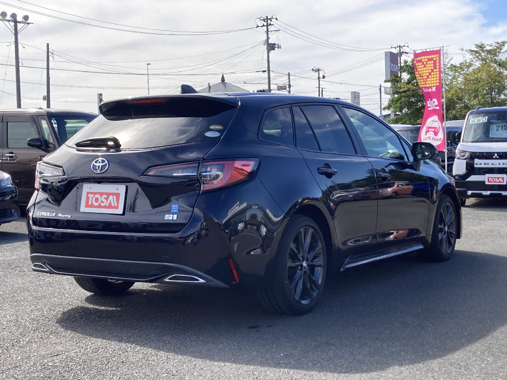 トヨタ カローラツーリング1枚目