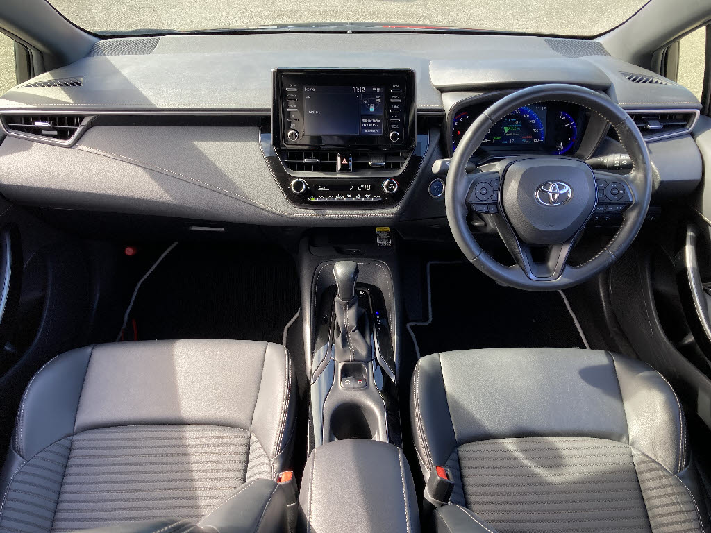 トヨタ カローラツーリング2枚目