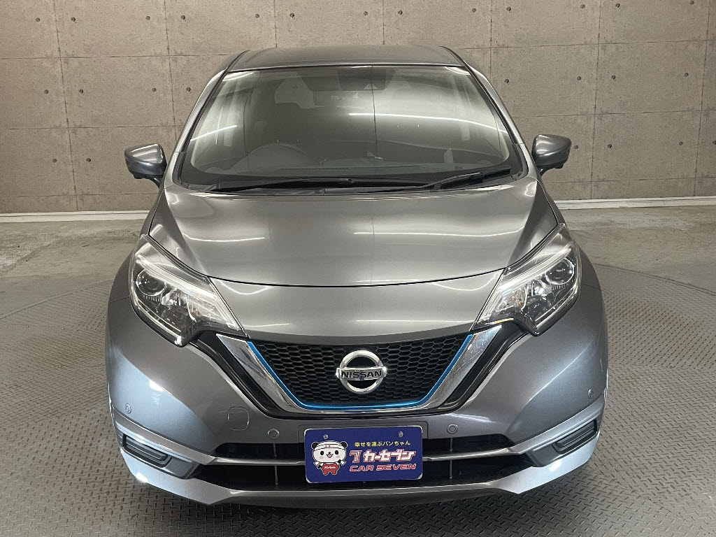 ニッサン ノート10枚目