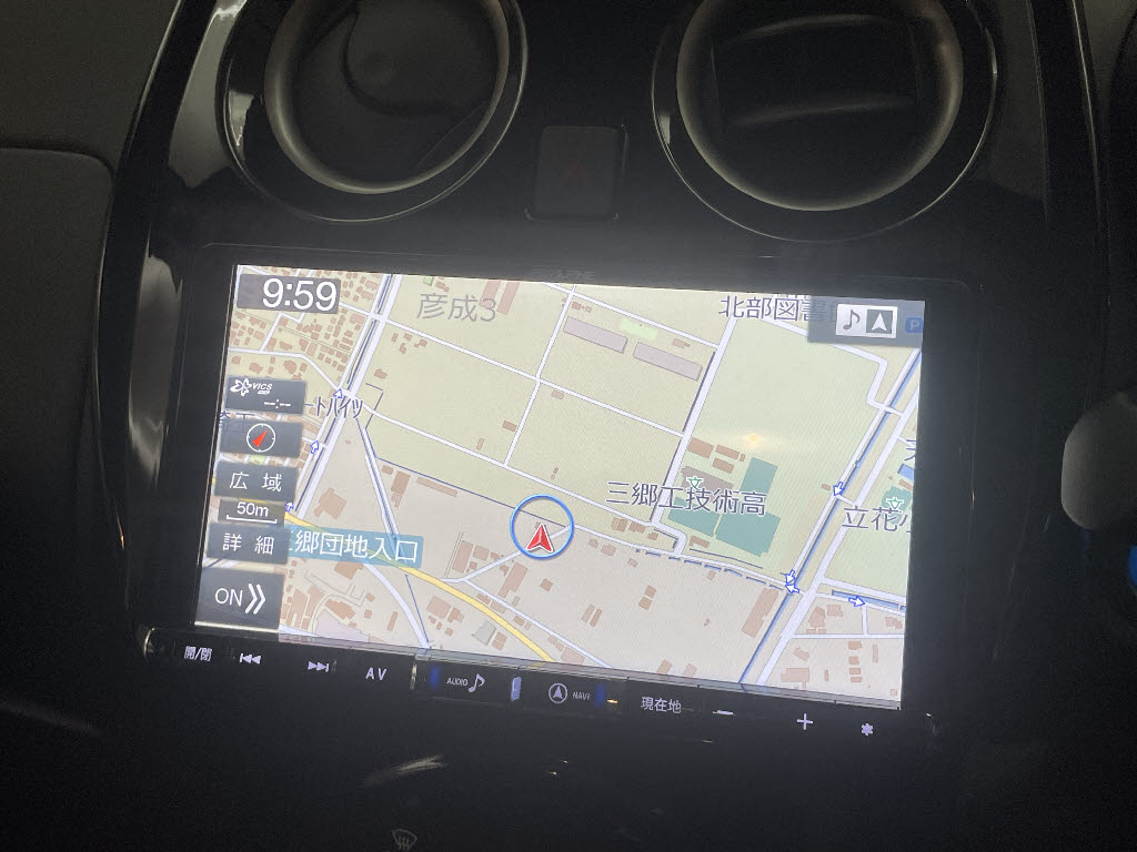 ニッサン ノート15枚目