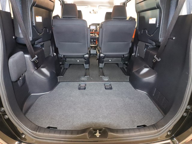 トヨタ ヴォクシー11枚目