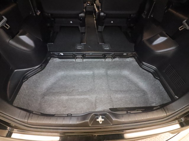 トヨタ ヴォクシー12枚目