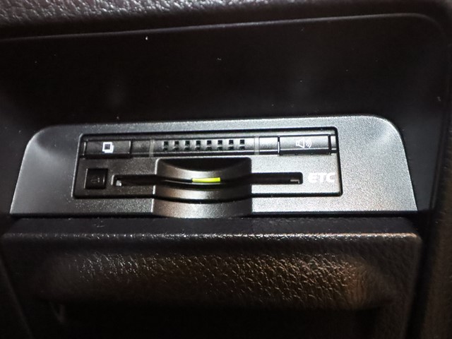 トヨタ ヴォクシー16枚目