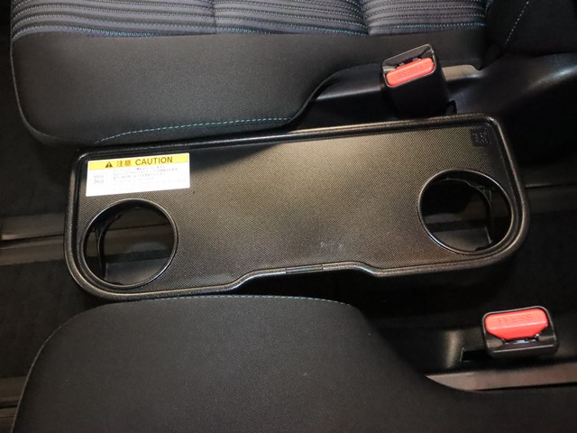 トヨタ ヴォクシー8枚目