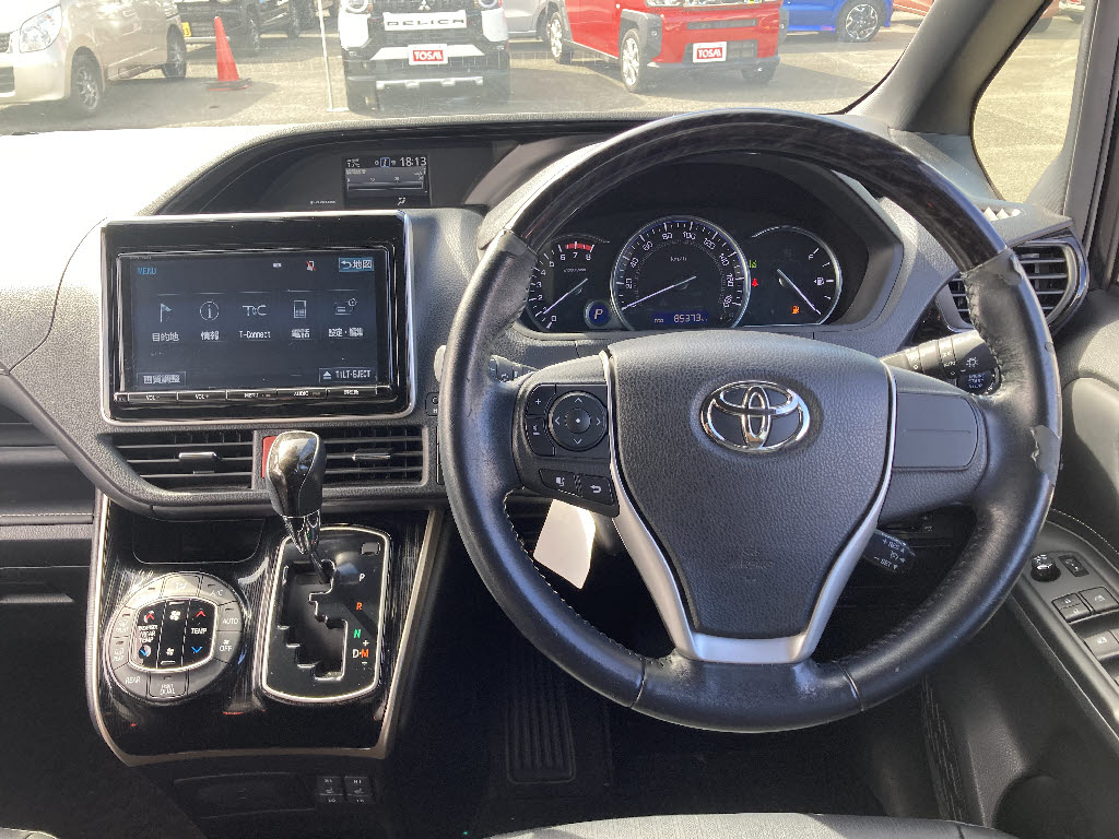 トヨタ エスクァイア3枚目