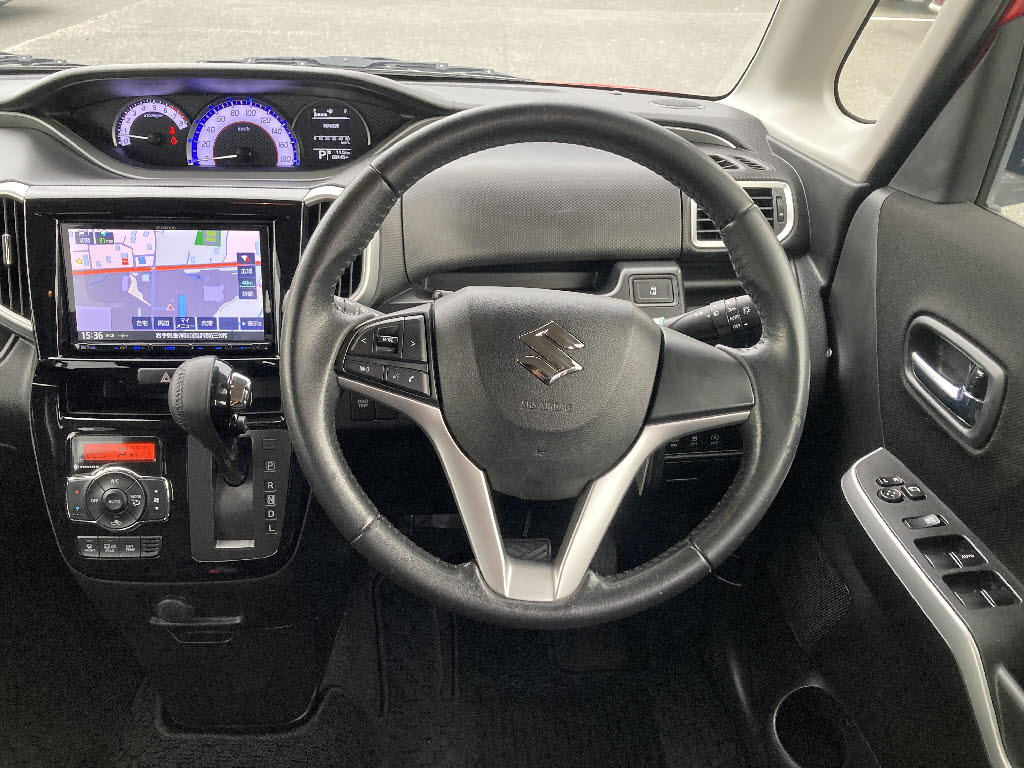 スズキ ソリオバンディット3枚目