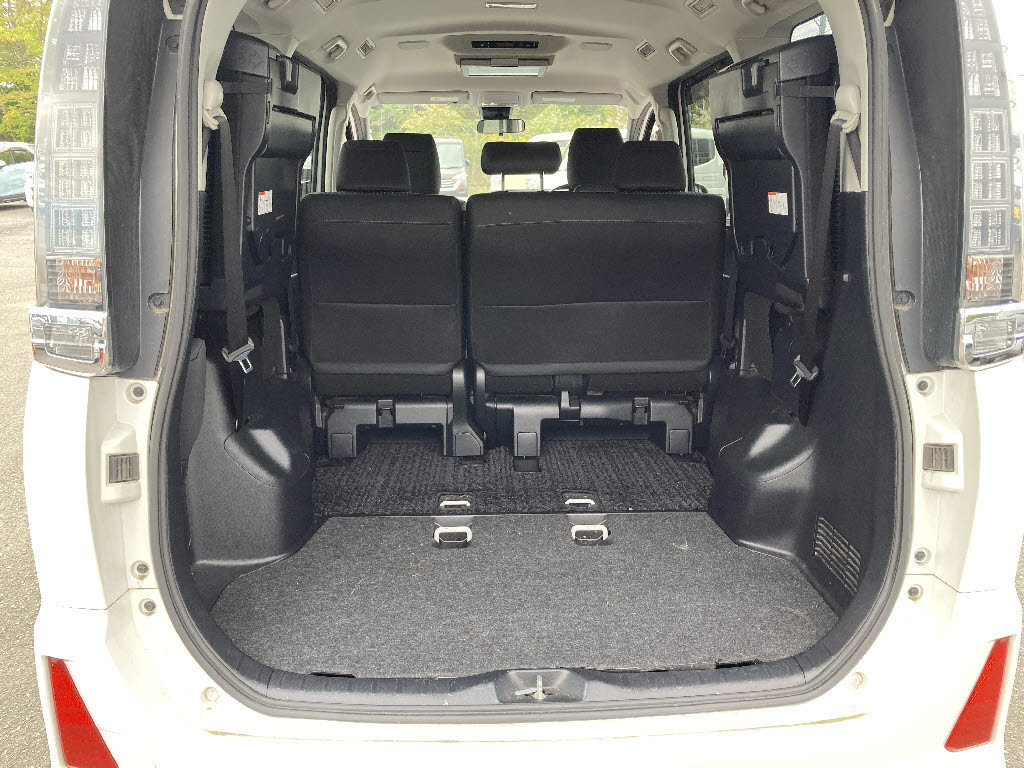 トヨタ ヴォクシー17枚目