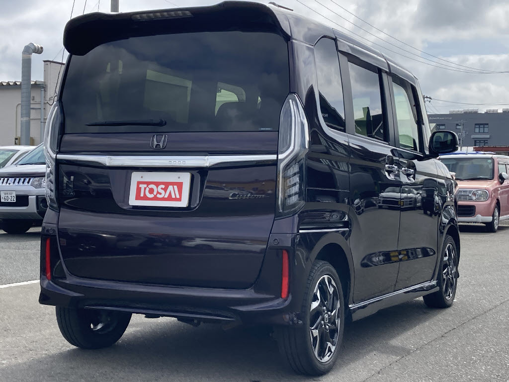 ホンダ Ｎ　ＢＯＸカスタム1枚目