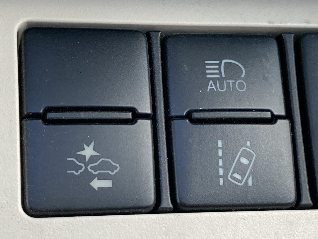 トヨタ シエンタ ハイブリッド10枚目