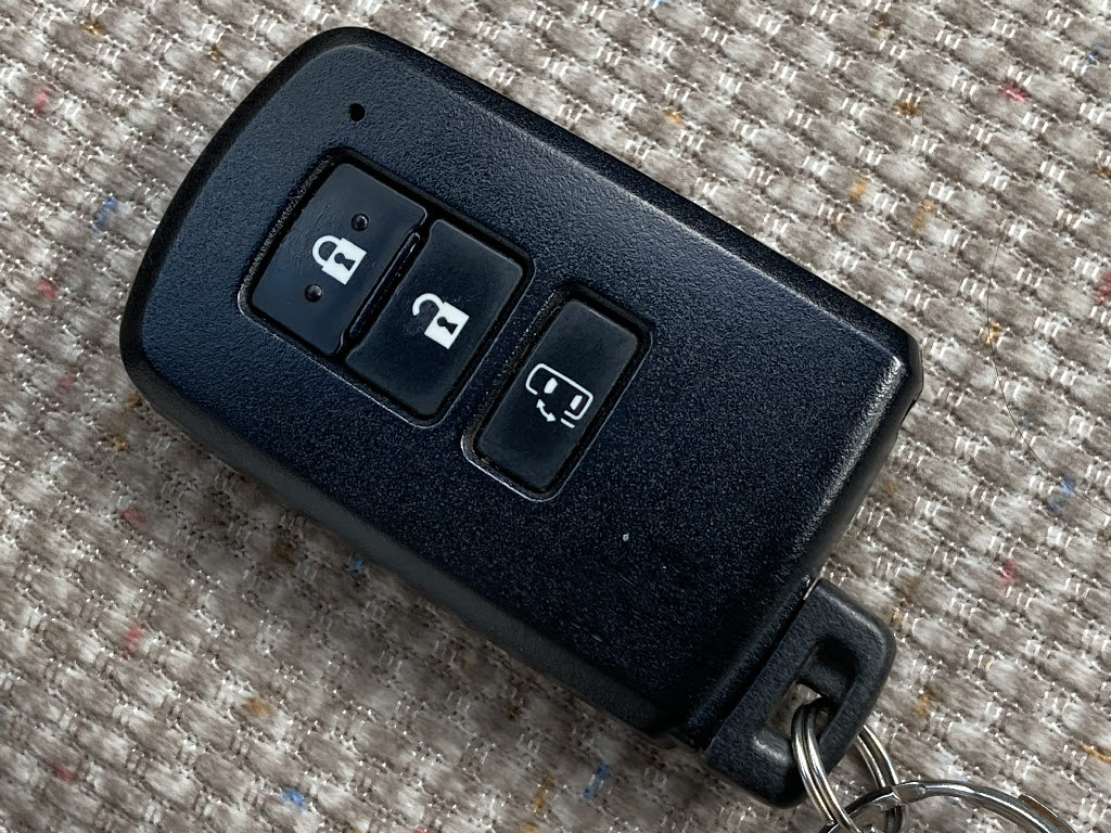 トヨタ シエンタ ハイブリッド15枚目