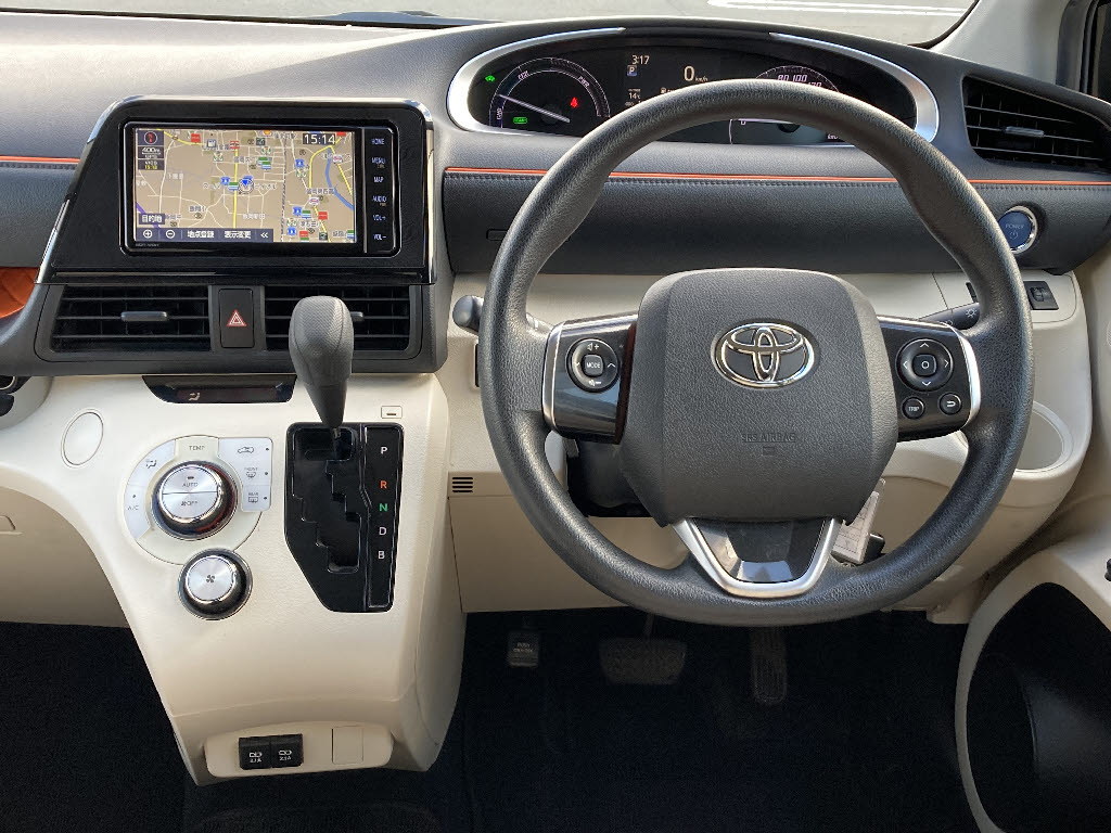 トヨタ シエンタ ハイブリッド3枚目