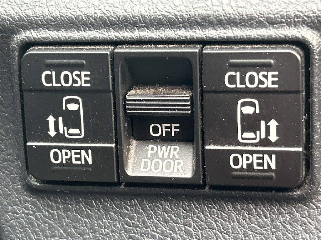 トヨタ シエンタ ハイブリッド14枚目