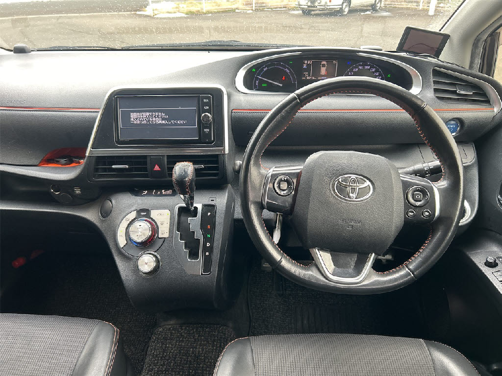 トヨタ シエンタ ハイブリッド3枚目