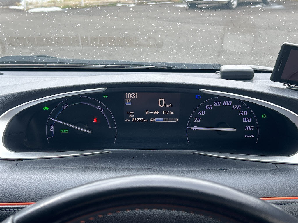 トヨタ シエンタ ハイブリッド5枚目