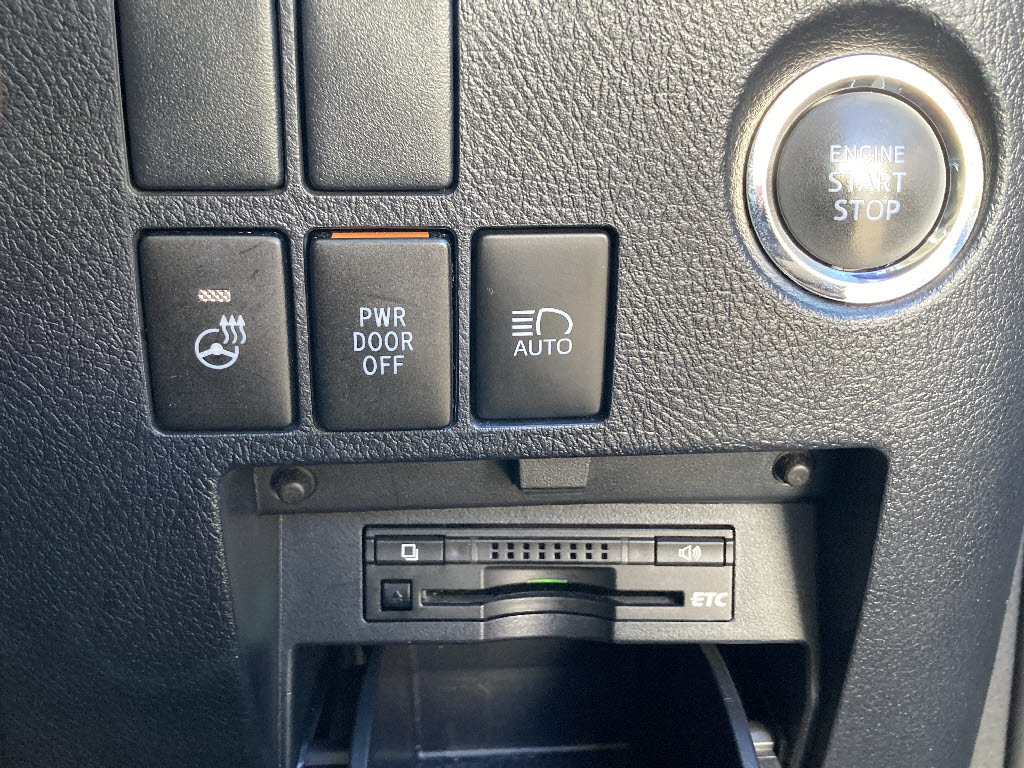 トヨタ ヴェルファイア10枚目