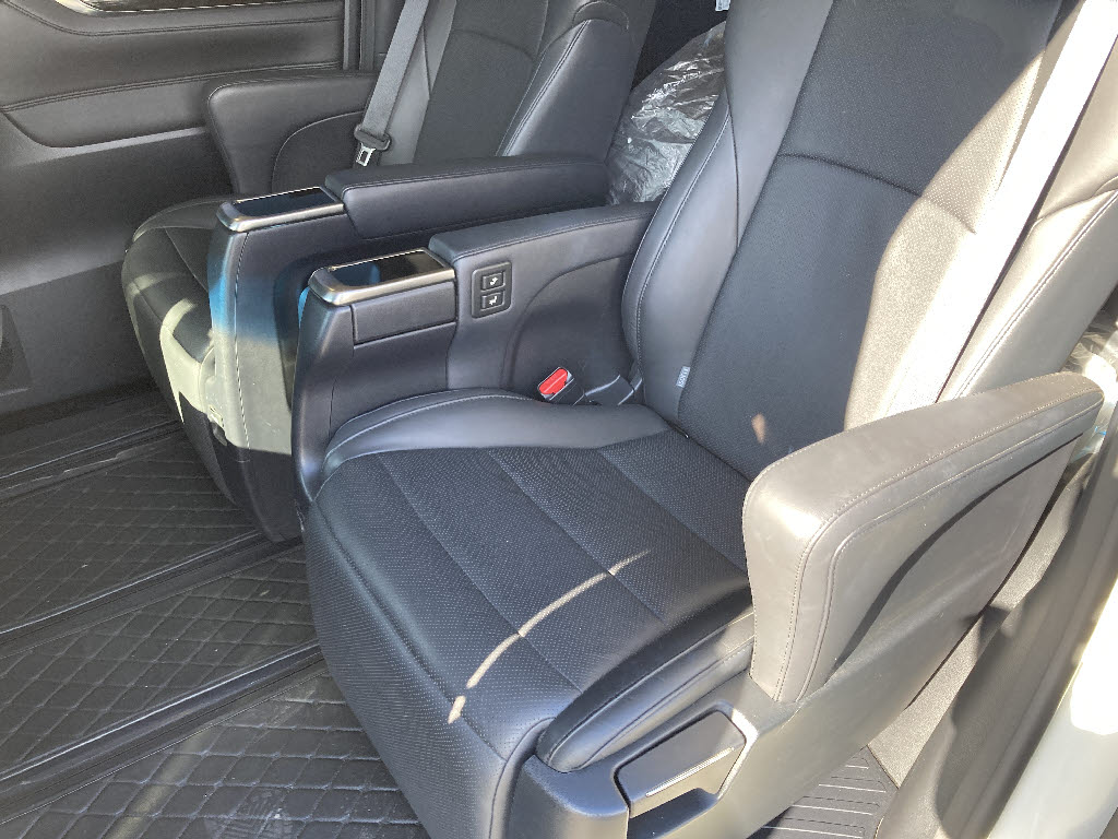 トヨタ ヴェルファイア14枚目