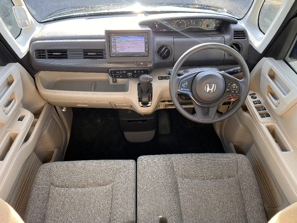 ホンダ N BOX2枚目