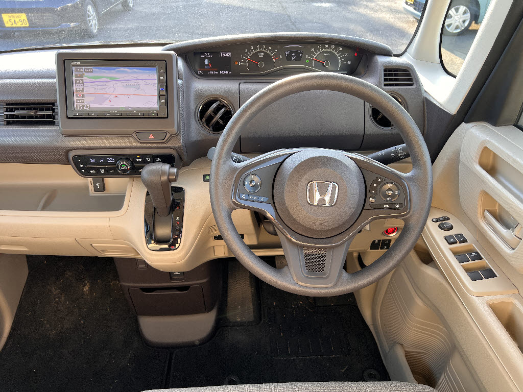 ホンダ N BOX3枚目