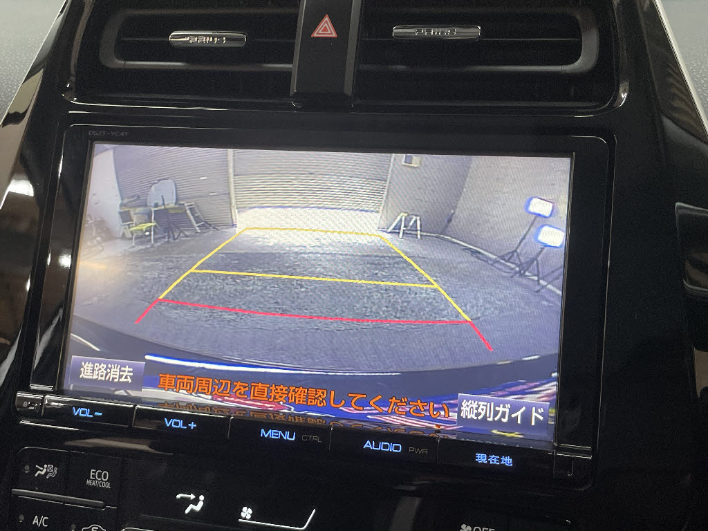 トヨタ プリウス14枚目