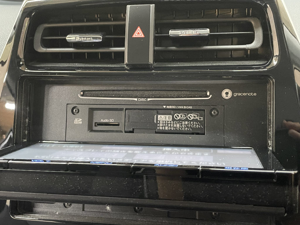 トヨタ プリウス15枚目