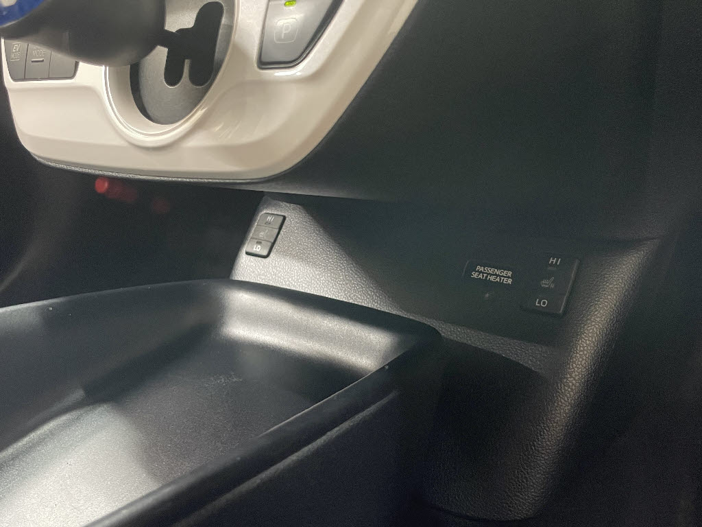 トヨタ プリウス17枚目