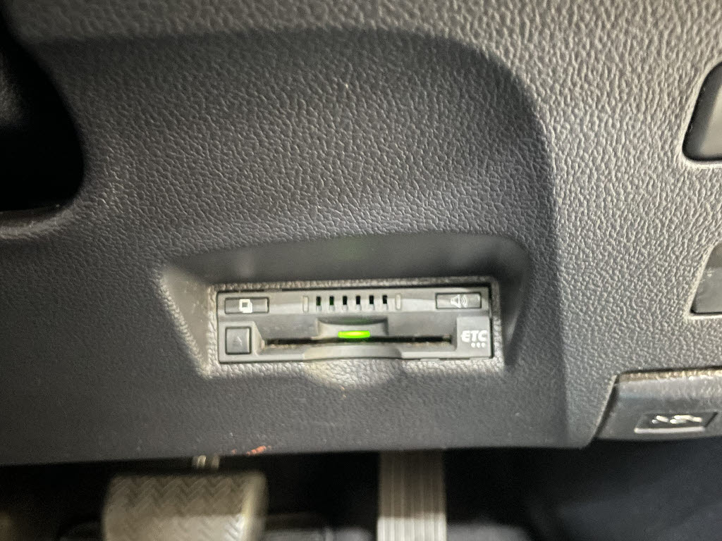 トヨタ プリウス18枚目