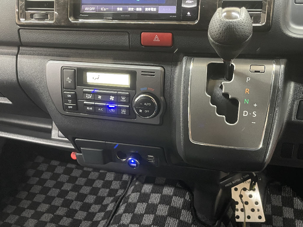 トヨタ レジアスエースV16枚目