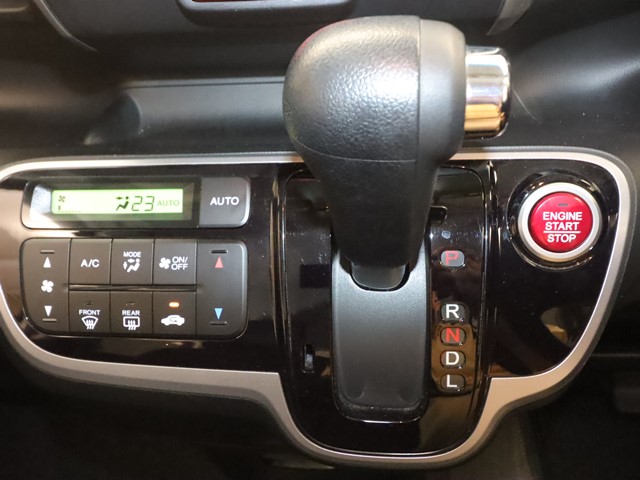 ホンダ N BOX17枚目