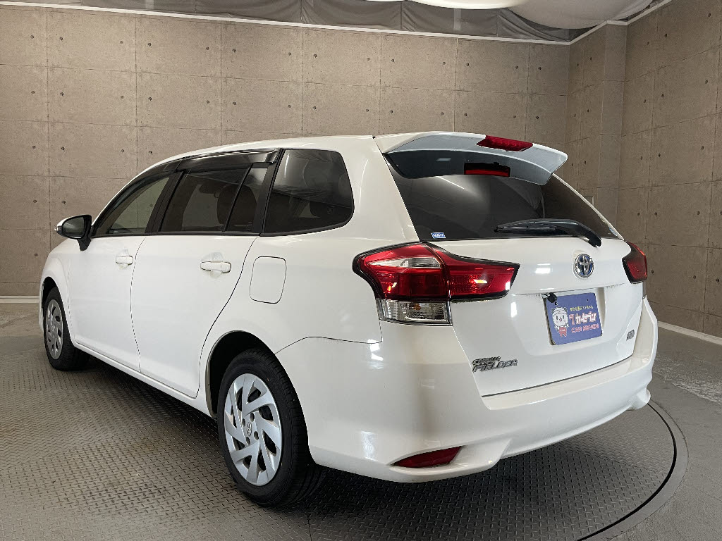 トヨタ カローラフィールダーHV12枚目