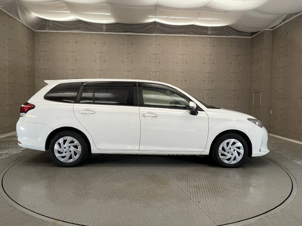 トヨタ カローラフィールダーHV13枚目