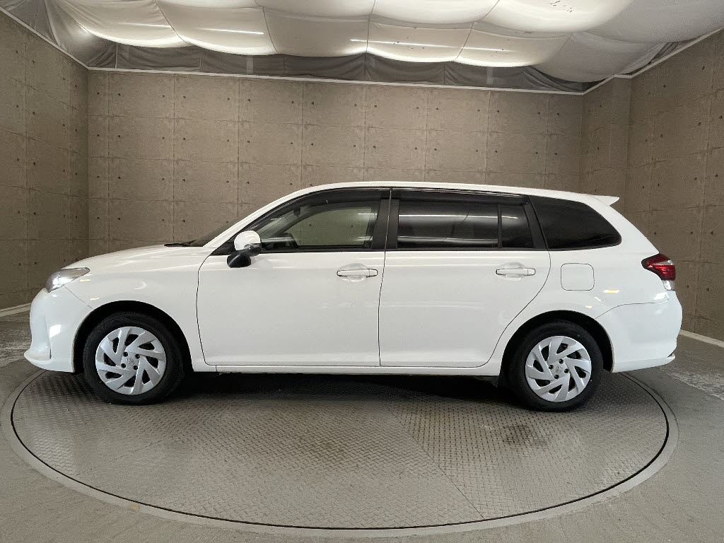 トヨタ カローラフィールダーHV14枚目