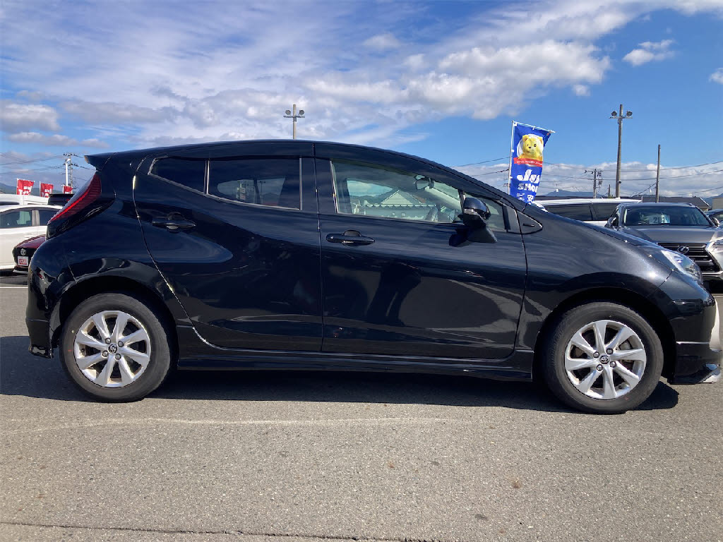 トヨタ アクア12枚目